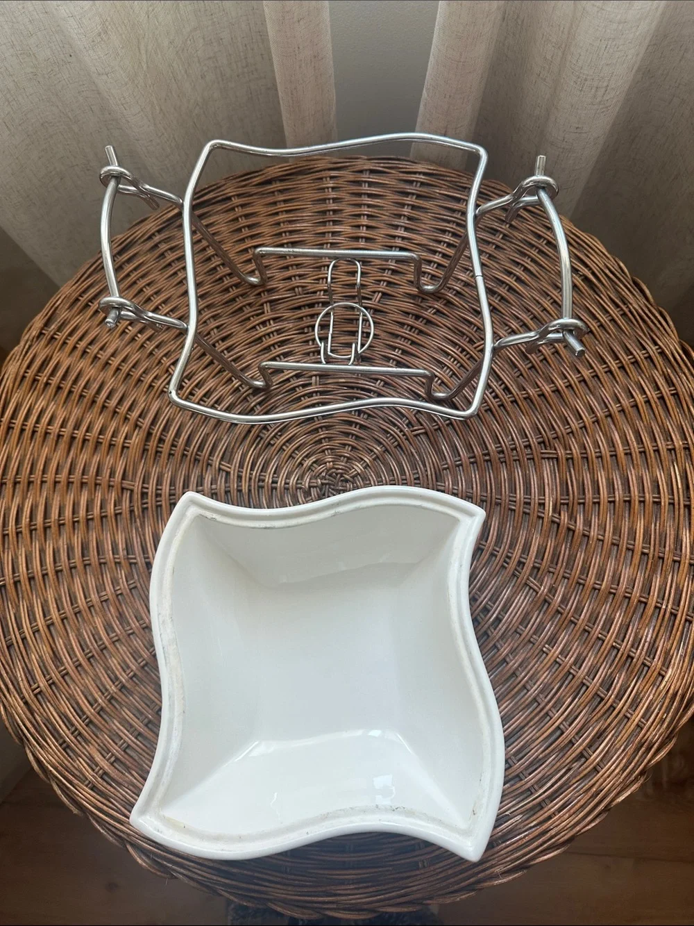 Vintage Sienna by Godinger White Porcelain 1-Quart Chafing Serving Dish Chrome